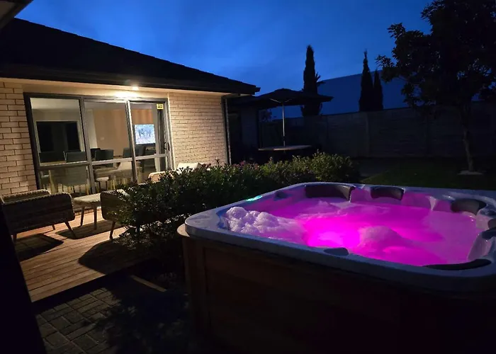 Forest Lakes Luxury *